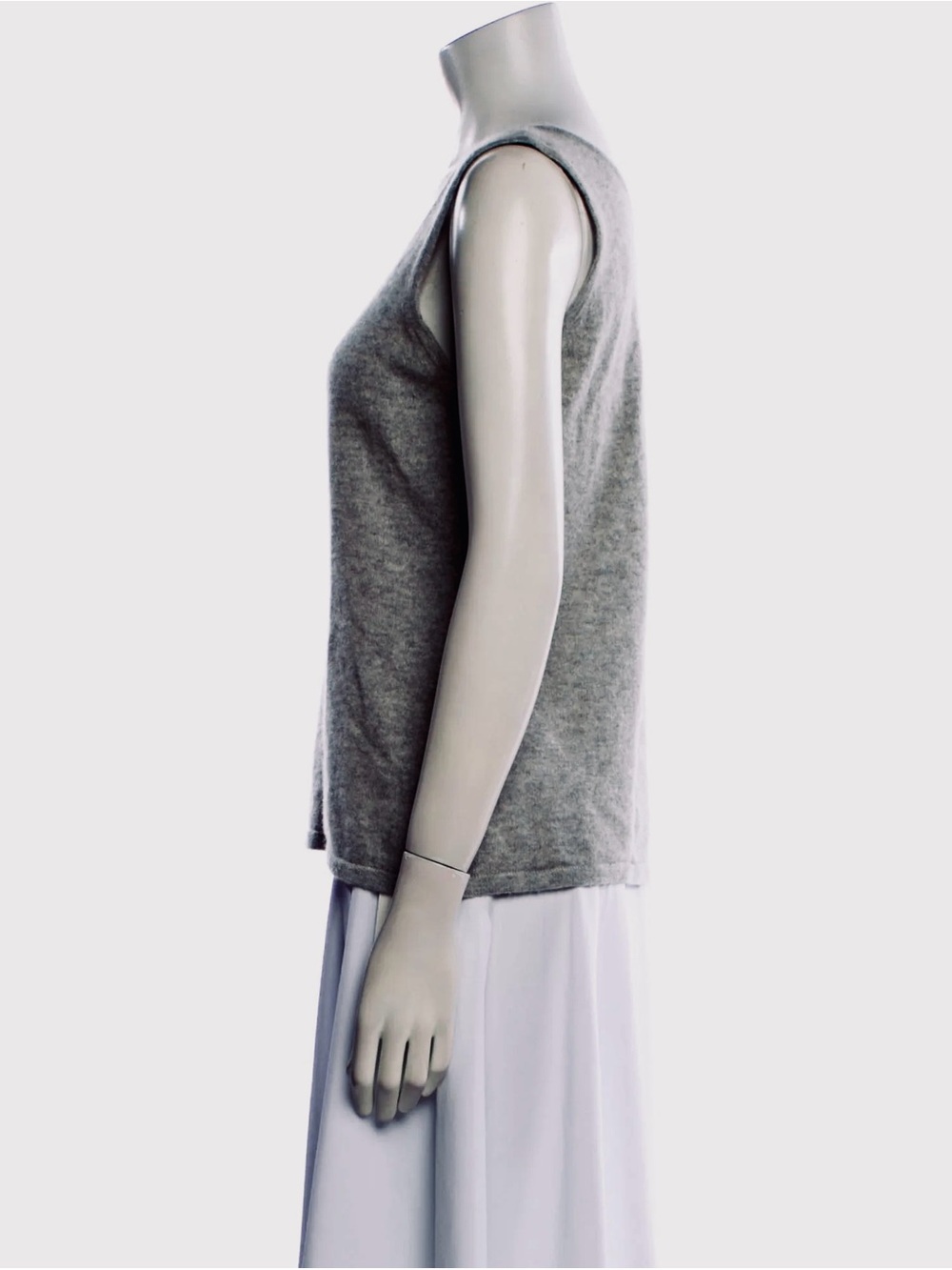 NEIMAN MARCUS 100% Cashmere Grey Sleeveless Tank Top - Picture 4 of 13